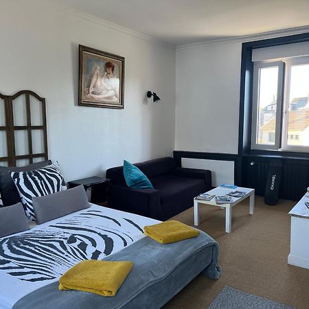 Chambre Spacieuse Dans Maison Renovee Granville Bagian luar foto